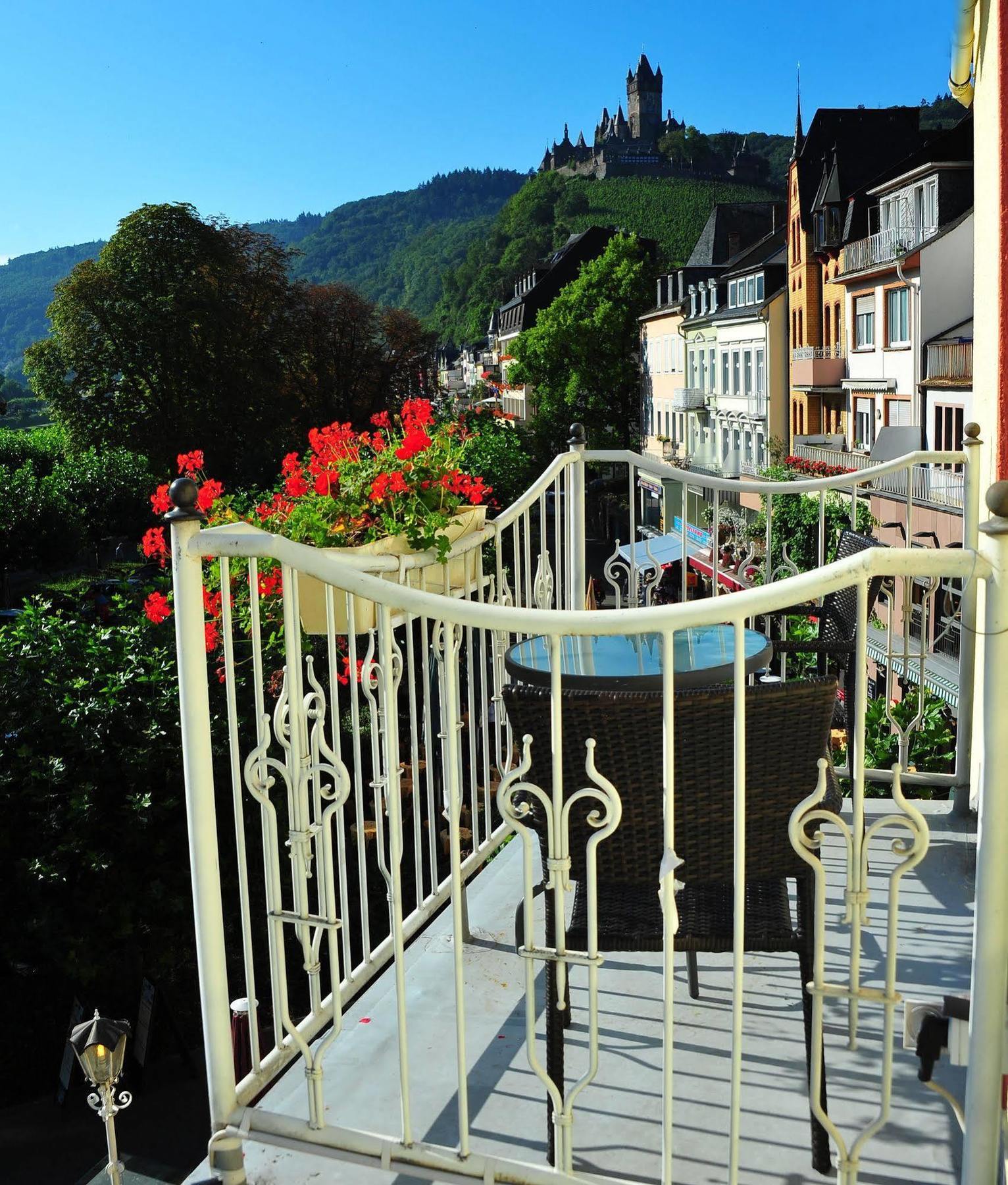 Hotel Germania Cochem Buitenkant foto